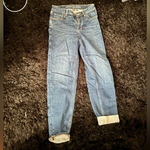 American eagle mom jeans